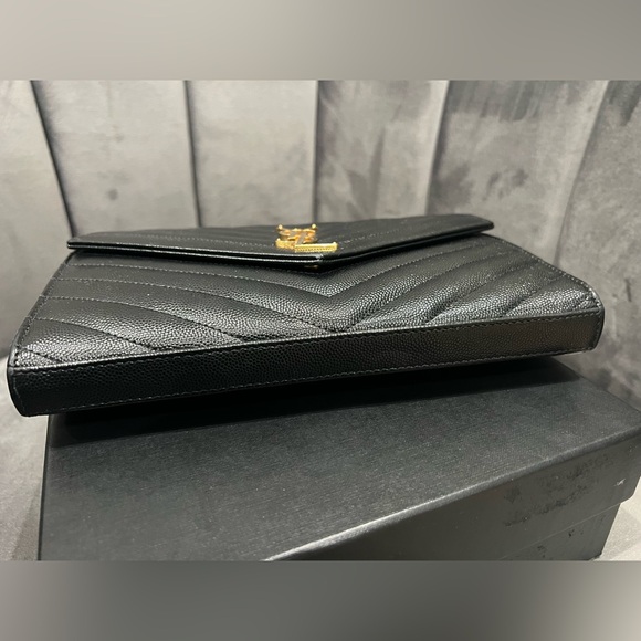 Yves Saint Laurent Cassandre envelope flap crossbody bag - Picture 6 of 15